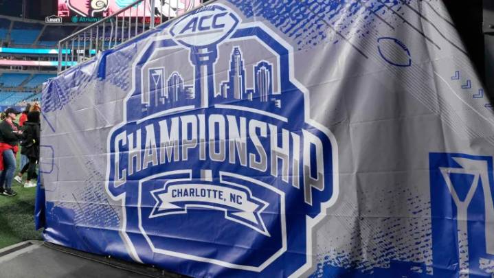 Who is heading to Charlotte for the ACC Championship game?