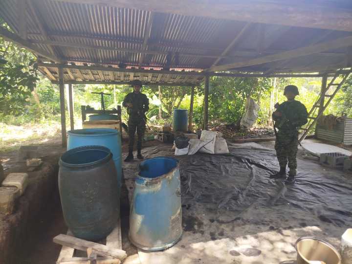 Ejército Nacional neutraliza laboratorio del GAO-r en zona rural del Guaviare