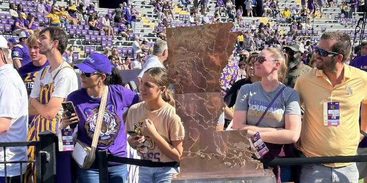 LSU takes on Arkansas in Death Valley