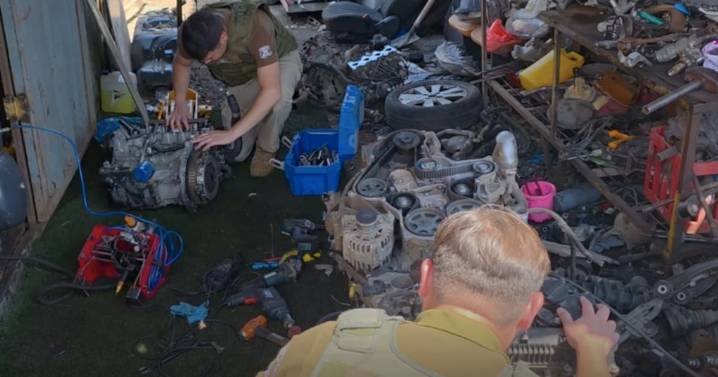 Detienen a sujeto por receptación e incautación de máquina estampadora de números de chasis y motor