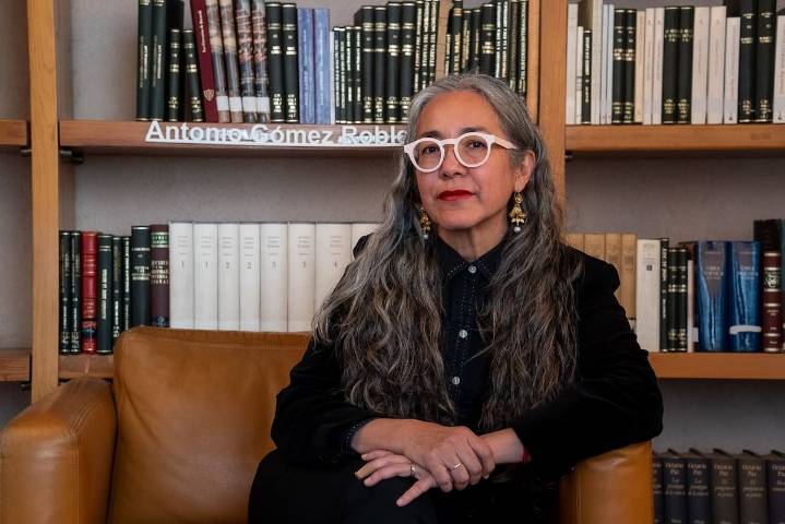 Rivera Garza: Vivimos en una sociedad con gran tolerancia hacia sufrimiento de las mujeres