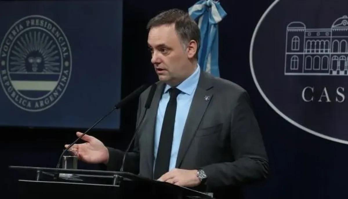 Eliminan la Secretaría de Comunicación y Medios y sus funciones pasarán a la órbita de Manuel Adorni