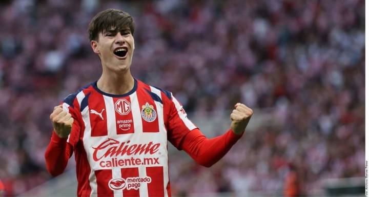 ¿Por qué le dicen Hormiga a Armando González, el campeón de goleo con Chivas?