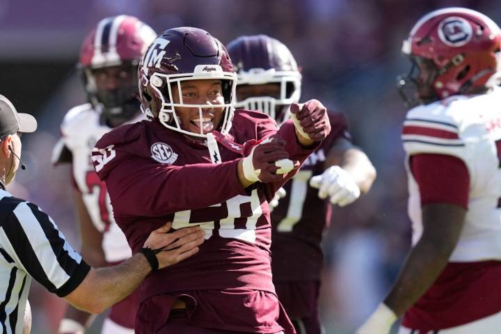 AP Top 25 poll preview: Aggies stay on track after close call and USF loss opens up race for G5 bid