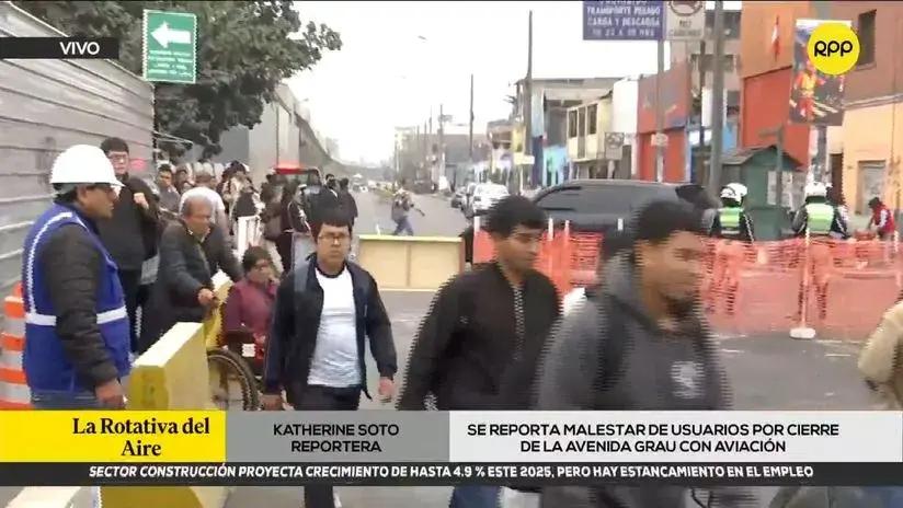 Este es el panorama tras el cierre vehicular total del cruce de las avenidas Grau y Aviación [VIDEO]