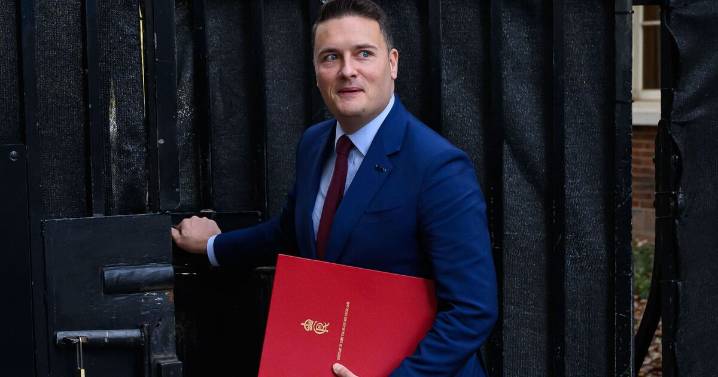 Wes Streeting urged not to betray Brits at risk of killer disease 