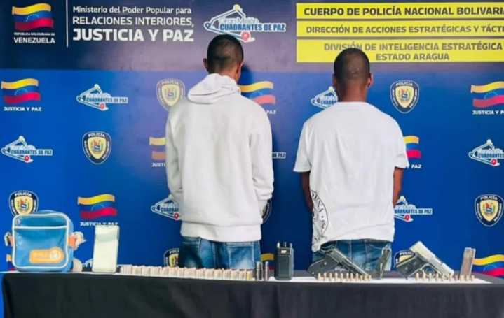 Detienen a dos sujetos por porte ilícito de armas y municiones en Aragua
