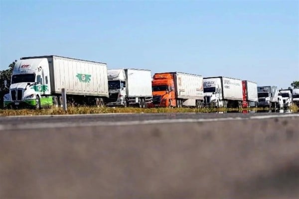 Retiran campesinos bloqueos en frontera norte tras acuerdos