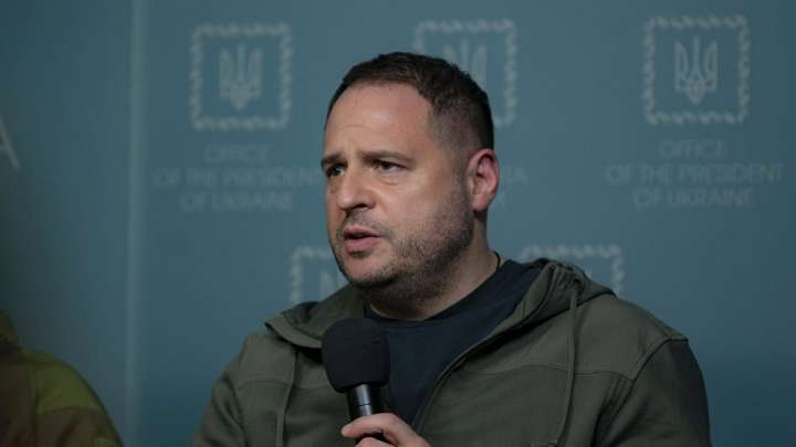 Ucrania: allanan oficinas y residencia del principal asesor del presidente Zelenski en plena investigación sobre sobornos en tiempos de guerra