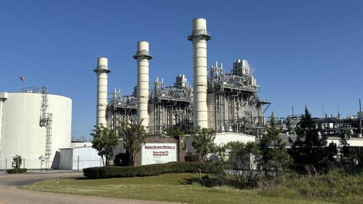 Alabama Power Seeks to Delay Rate Hike for New Gas Plant Amid Outcry
