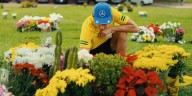 La foto viral de una figura de la Fórmula 1 tras rendirle homenaje a Ayrton Senna en la previa del Gran Premio de Brasil