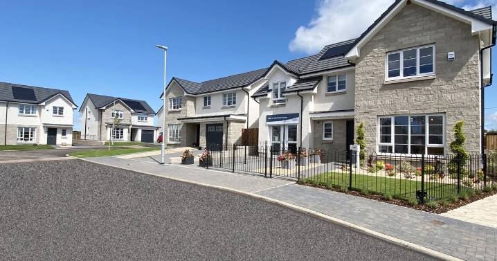 Contentious Crosshouse housing estate approved by a single vote