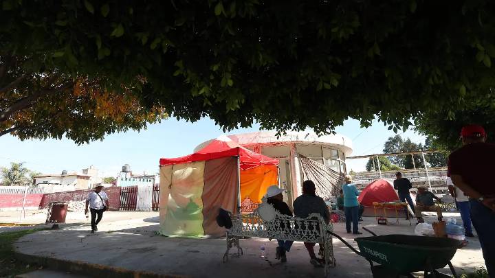 Habitantes de Xoxtla celebran suspensión de la excavación de Pozo del Bienestar