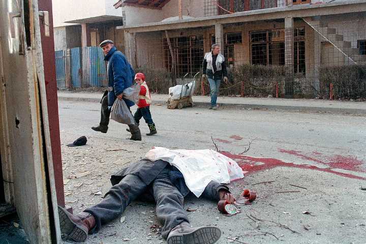 Escándalo en Italia por los 'safaris de la muerte': investigan presuntos viajes para disparar a civiles durante el sitio de Sarajevo