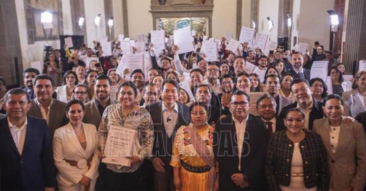 Entrega SEP reconocimientos a maestras y maestros por las mejores Prácticas Educativas en 2025: Mario Delgado