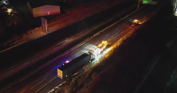 Crashes in Washington County shut down parts of 2 highways on Thanksgiving