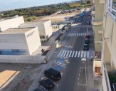 Oliva mejora el entorno del centro de salud ante su inminente apertura