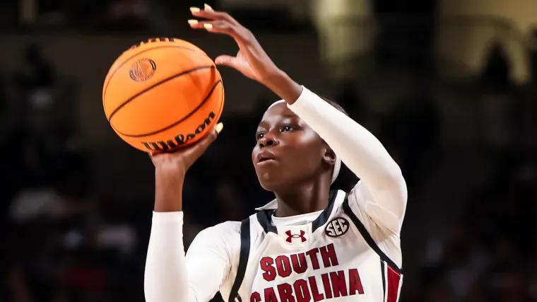 No. 2 South Carolina beats USC 69
