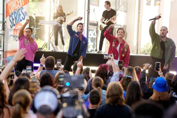 Big Time Rush's Logan Henderson hospitalized after concert accident