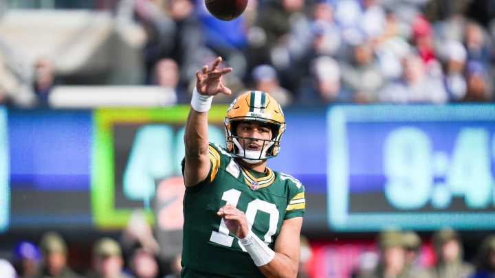 Vikings at Packers odds, picks and predictions