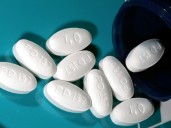 Alerta sanitaria en EE.UU.: retiran del mercado 140.000 frascos de un popular medicamento