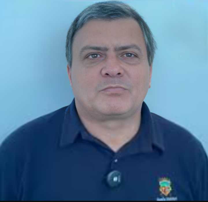 VORAZ INCENDIO ARRASÓ CON UNA VIVIENDA 