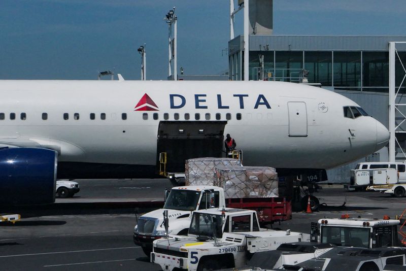 US asks court to reject Delta, Aeromexico bid to delay end of joint venture