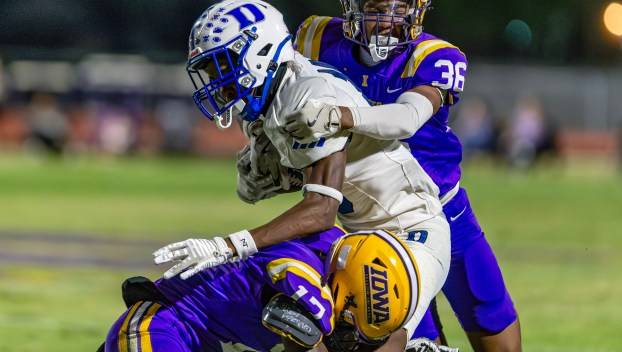 Iowa, Hamilton head into playoffs undefeated