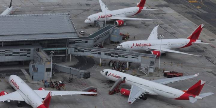 Seis aerolíneas internacionales suspendieron vuelos a Venezuela tras la alerta de EEUU por “actividad militar” en el Caribe