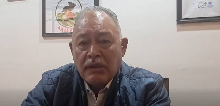 Protestan productores en Grupo Modelo para exigir precios justos para los granos