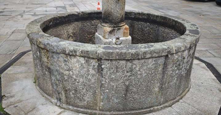 Viana do Bolo ya presume de la reconstrucción del “Pilón”