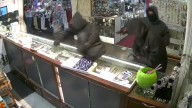 Brazen robbery caught on camera at Valley Indoor Swap Meet
