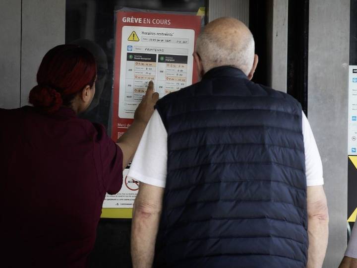 Full transit strike + messy weather = a rough travel weekend in Montreal