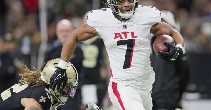 Banged-up Falcons can still lean on 'dynamic tandem' in Bijan Robinson and Tyler Allgeier