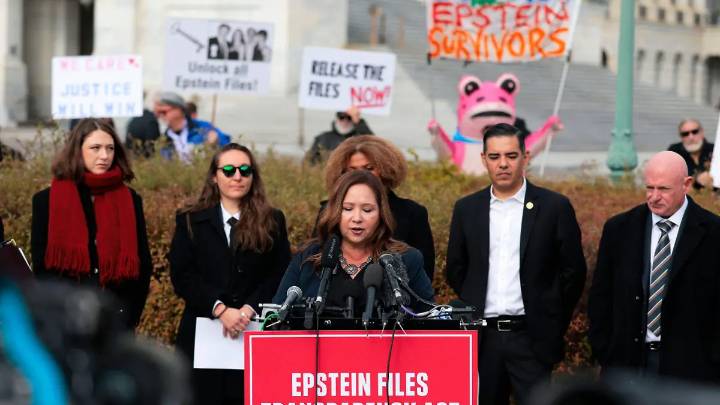 Cámara de Representantes de EU vota a favor de publicar archivos de Epstein