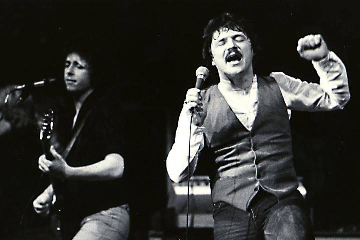 Steve Lukather Clears Up ‘Bulls—’ Regarding Former Toto Singer