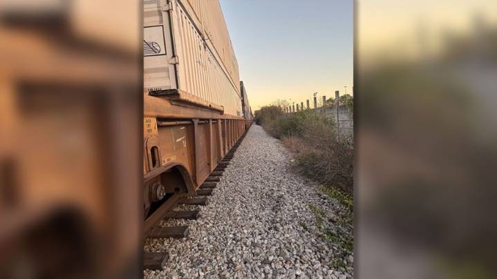 Metro PD investigating deadly pedestrian crash involving train in South Nashville