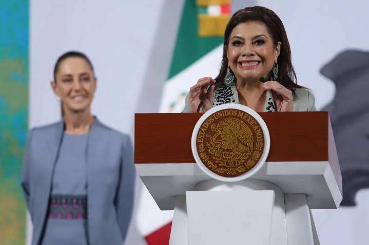 ¡Hasta 30 festivales futboleros! Brugada presenta proyectos para el Mundial de 2026 en CdMx