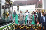 Delhi Adds 40 Electric Buses buses at Azadpur as CM Rekha Gupta Flags Off New Fleet