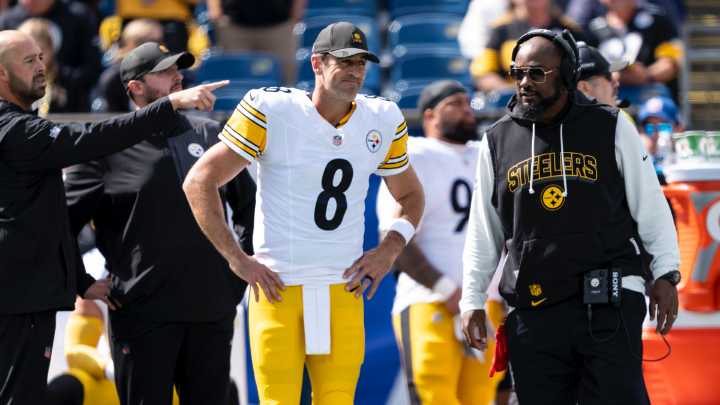 Steelers' Mike Tomlin bluntly comments on Aaron Rodgers in losing performance
