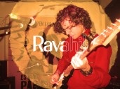 Bajo el bosque, el joropo cósmico de Ravahil