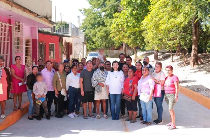 Yolanda Osuna entrega obras de pavimentación y supera rezagos de tres décadas.