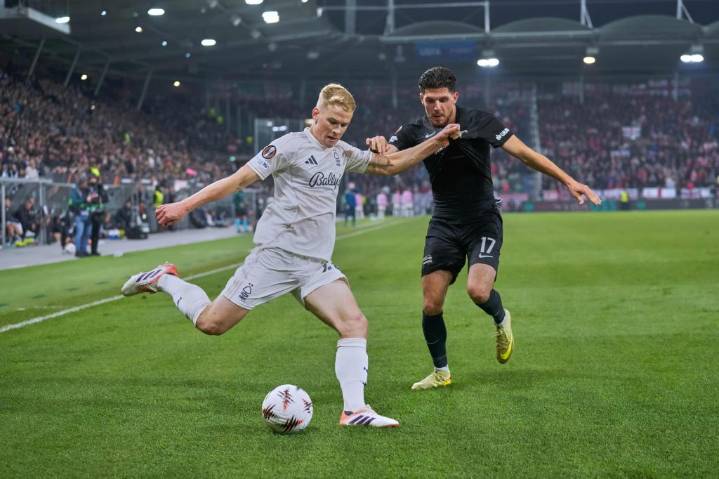 Gibbs-White falla penal y Nottingham Forest empata 0-0 con Sturm Graz en la Liga Europa – Chicago Tribune