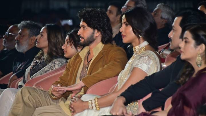 Pics: Mahesh Babu, Priyanka Chopra, Prithviraj and team light up GlobeTrotter event