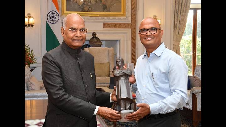 Sculptor Naresh Kumar Kumawat Is Bringing Slow Art Back Into A Fast