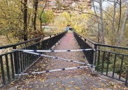 Cierran las pasarelas del río Bernesga tras duplicar su altura en las últimas 24 horas