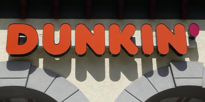 Dunkin’ customers outraged after anonymous Facebook user leaks display showing tariff shrinkflation costing you less coffee in your cup