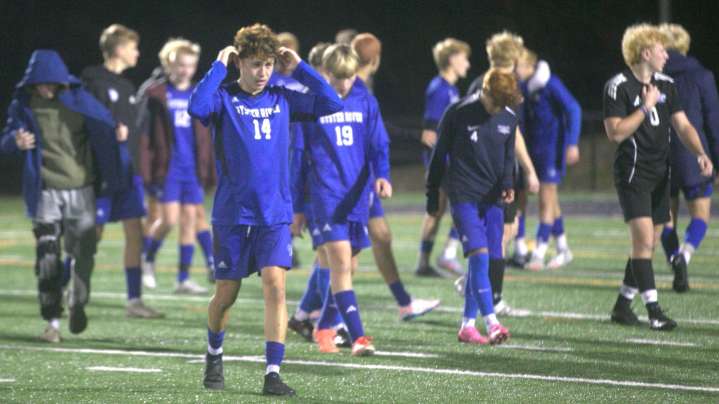 NH boys soccer: Top-seed Oyster River upset in Division II semifinal