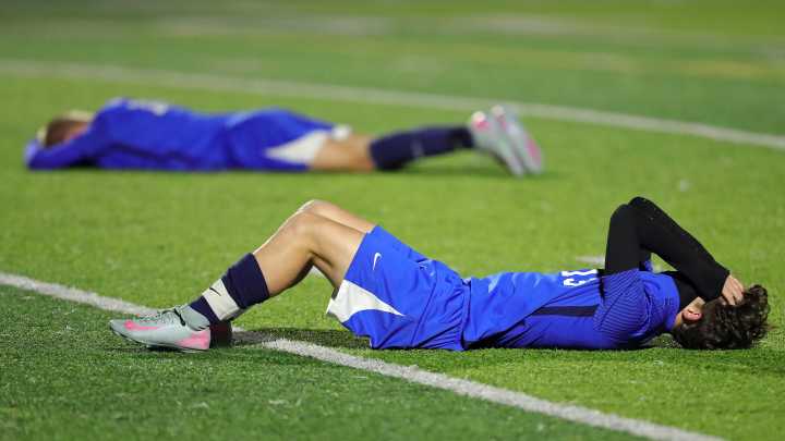 Strange bounce knocks out CVCA boys soccer in state semifinal overtime