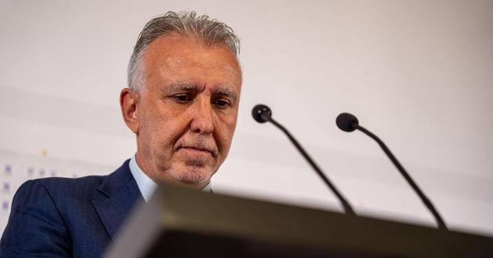 Torres se quejó a Koldo de las reticencias de Illa a comprar tests de antígenos a Aldama: "¡No hay puta manera con Illa!"